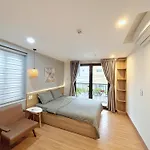 Reveur Apartment